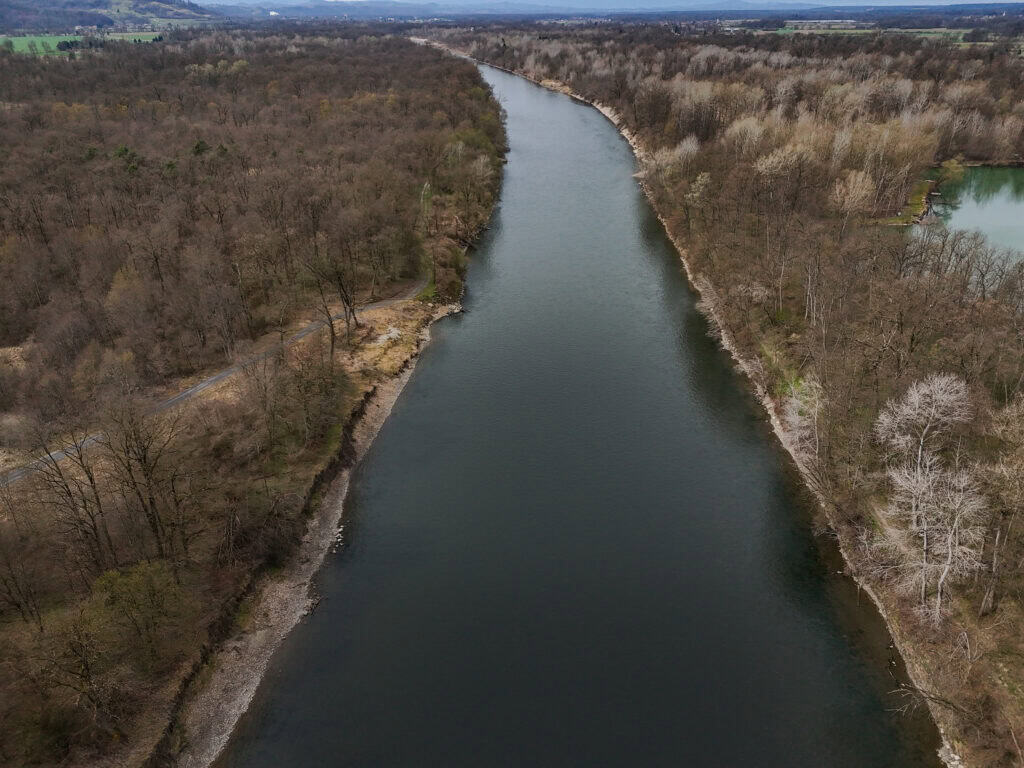 Überblick über den Fluss Mur Vermessung der Mur Bathymetrie Yellow Scan Navigator

